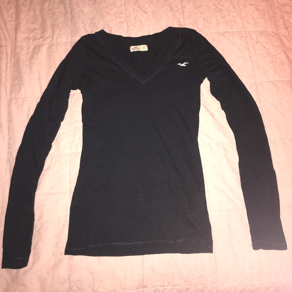 Long sleeve v-neck